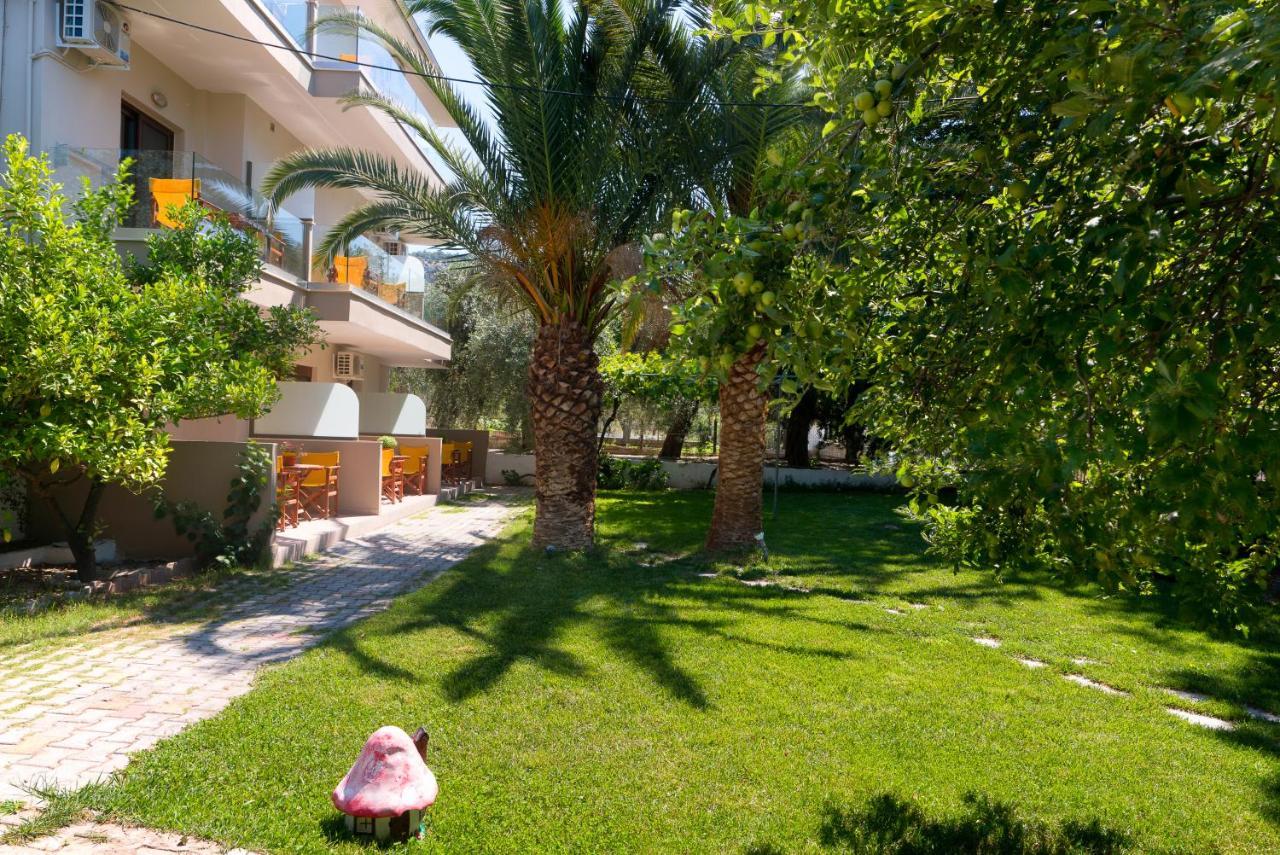 Studios Apartments Irini Patira Potos Exterior foto